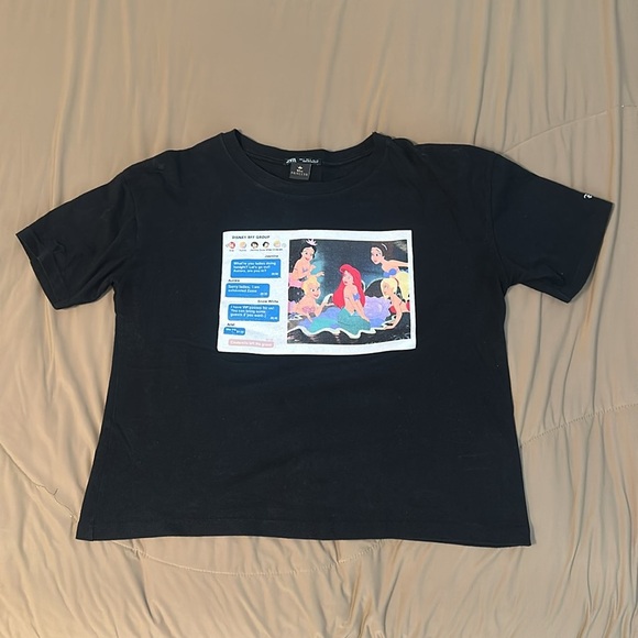 Rare ZARA Disney Princess Group Chat Tee – Black – Size Large - Picture 6 of 8